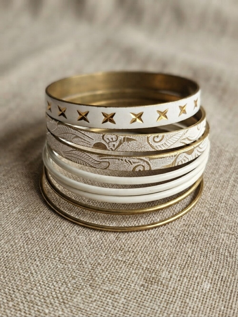 Vintage White & Gold-Tone Star Etched 7-Piece Multi-Bangle Stackable Set